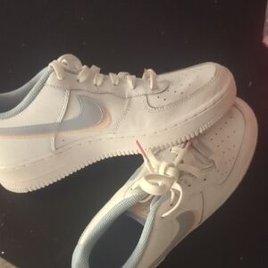 Nike Women's Sneakers - White and Light Blue